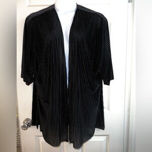 Black Velvet sheer shall. Size XS/S Comfortably fits size S-XL Kimono